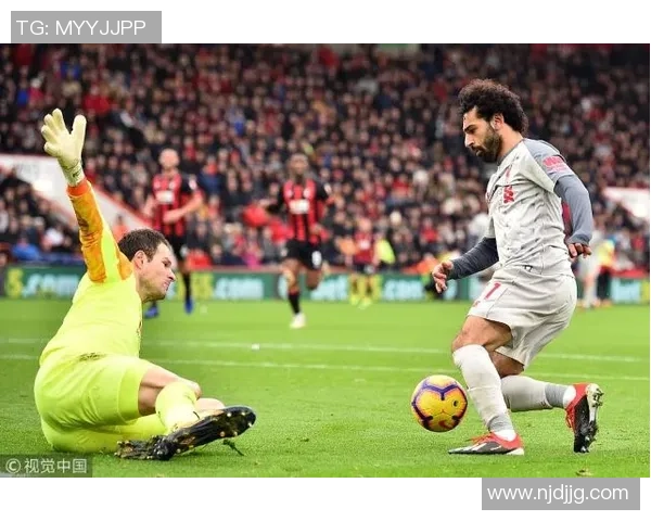 欧冠激战:曼联大胜利物浦五球狂潮帽子戏法引爆全场盛况 欧冠激战:曼联大胜利物浦五球狂潮帽子戏法引爆全场盛况