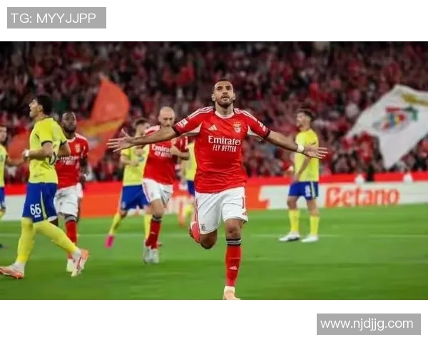 英超激战：本菲卡与AC米兰互交白卷全场沸腾点评引发热议