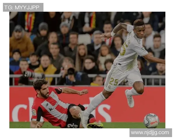 世界杯精彩对决巴萨3-0本菲卡战术解析与神扑瞬间回顾