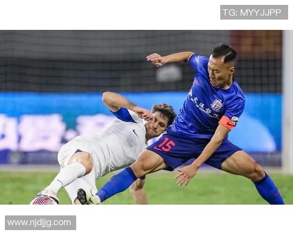 中超激战：多特蒙德险胜曼联全场沸腾数据分析揭示精彩瞬间