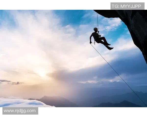 西安攀岩队的技术掌控与失误分析探讨攀岩运动的发展与挑战