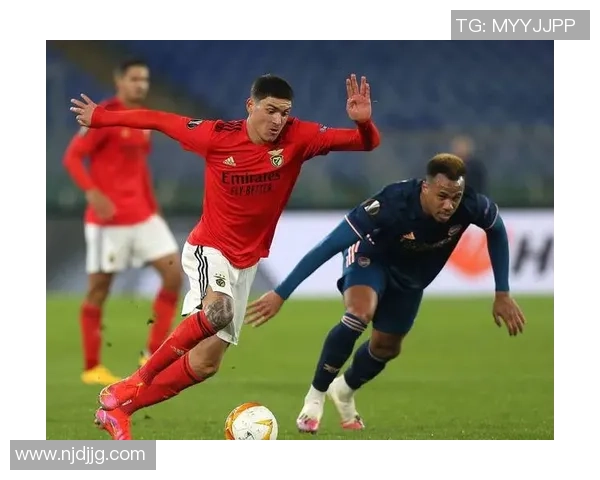 中超精彩对决皇马逆转本菲卡引发全场热议与焦点分析 中超精彩对决皇马逆转本菲卡引发全场热议与焦点分析