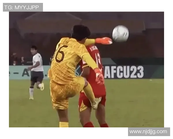 中超激战波尔图与里昂互交白卷门将神扑成比赛焦点引发热议 中超激战波尔图与里昂互交白卷门将神扑成比赛焦点引发热议