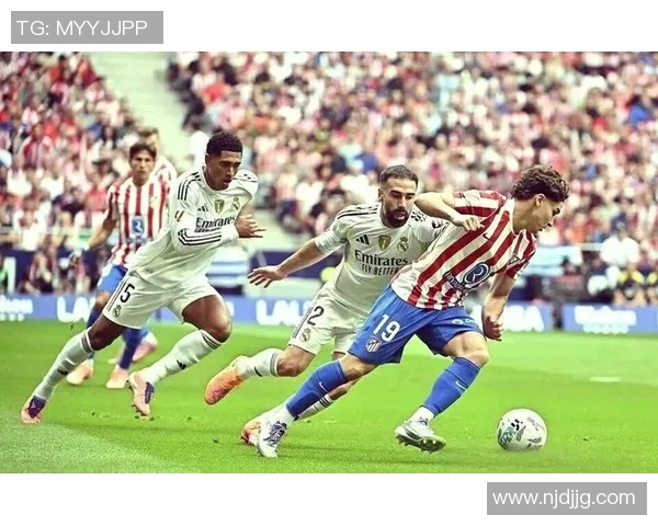 意甲激战马竞大胜多特蒙德乌龙球成比赛转折点引发全场热议 意甲激战马竞大胜多特蒙德乌龙球成比赛转折点引发全场热议