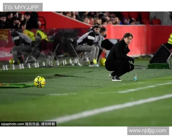 热刺与皇马友谊赛平局争议判罚引发全场热议与激情瞬间 热刺与皇马友谊赛平局争议判罚引发全场热议与激情瞬间