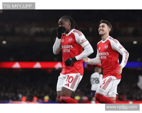 阿森纳4-0战胜拜仁补时进球点燃全场激情战术解析